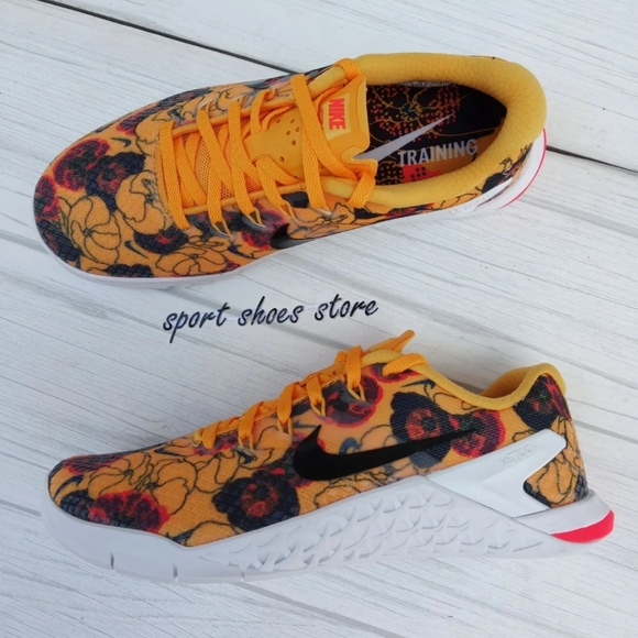 nike metcon 4 xd floral